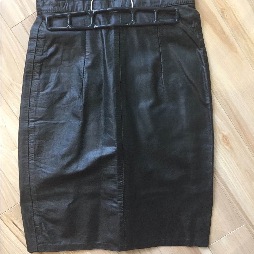🖤HOST PICK🖤Designer leather skirt - Picture 3 of 3